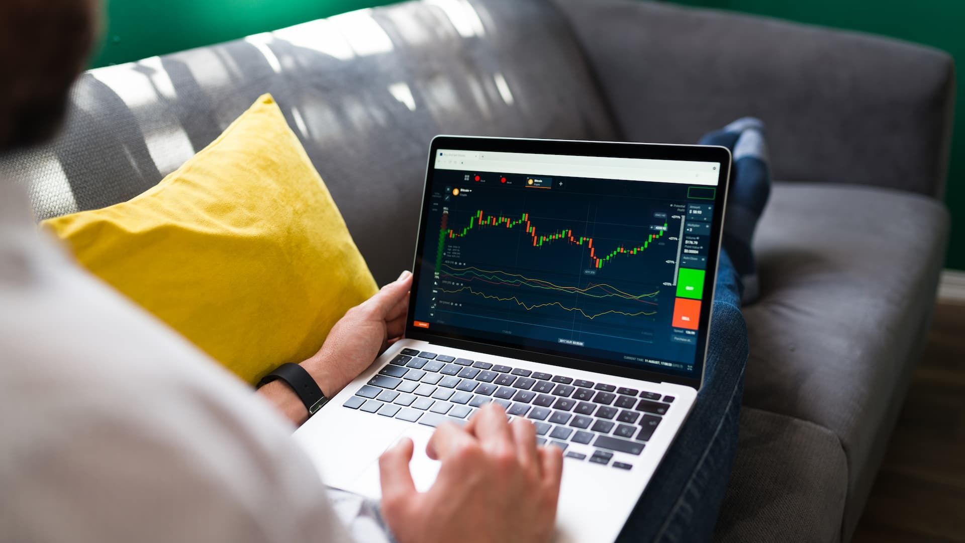 Step-by-step: Funding and Executing Your First Live Trade